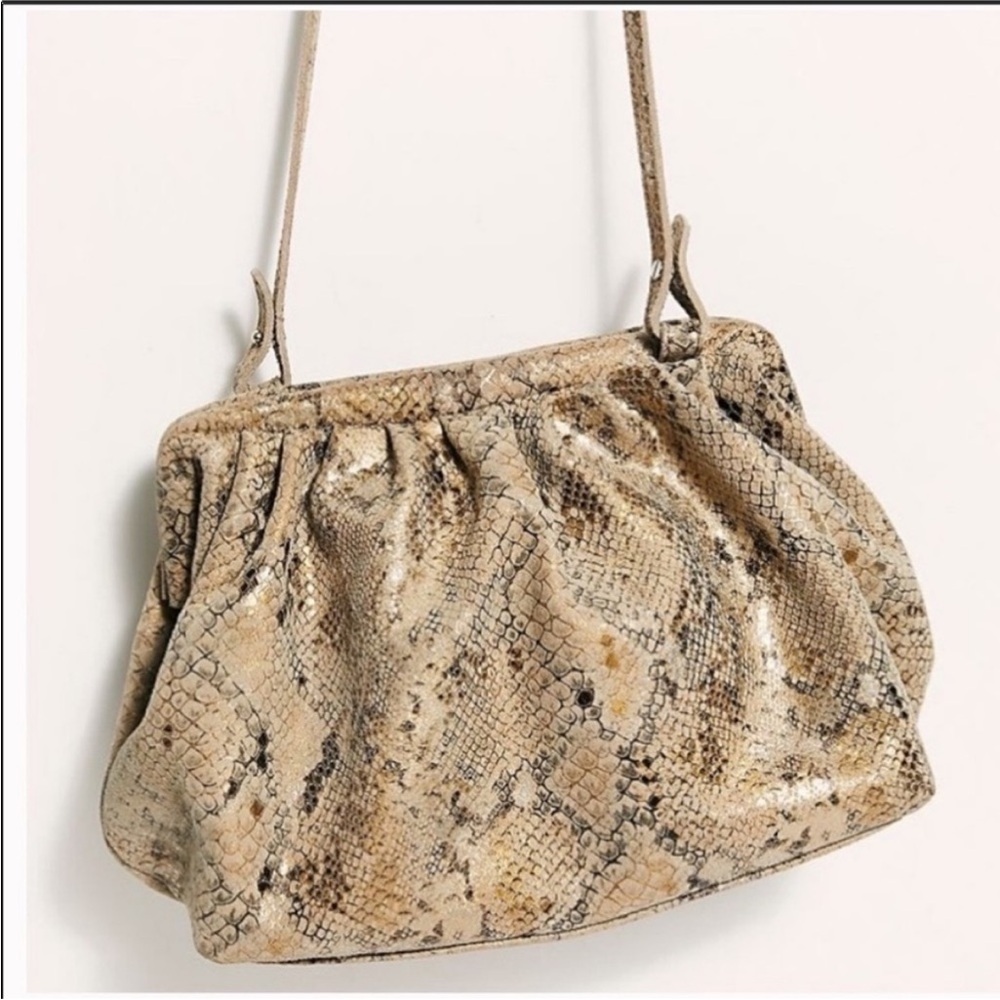 Free People Echo Leather Clutch Crossbody Bag - Picture 8 of 9